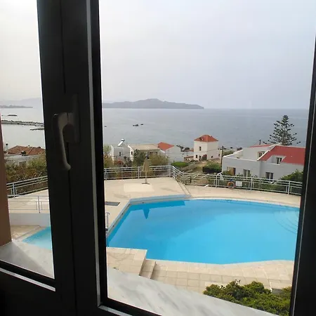 Achillion Villas Aparthotel *