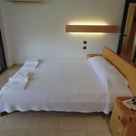 Achillion Villas Aparthotel Kalamaki