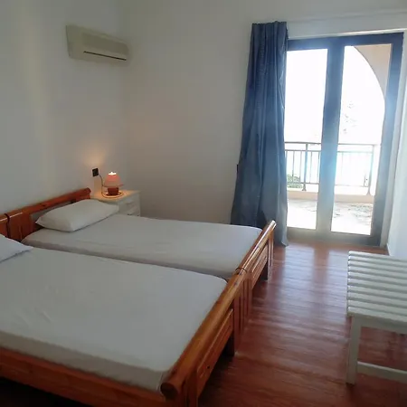 Achillion Villas شقة فندقية