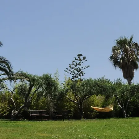 Aparthotel Achillion Villas *